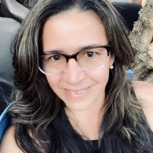 Meet your Posher, Jenifer